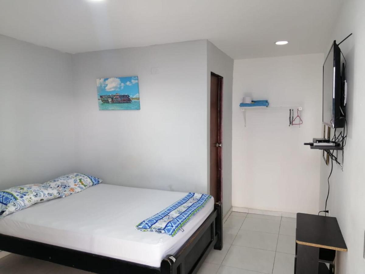 Islander Blue House Hotel ซานอันเดรส ภายนอก รูปภาพ